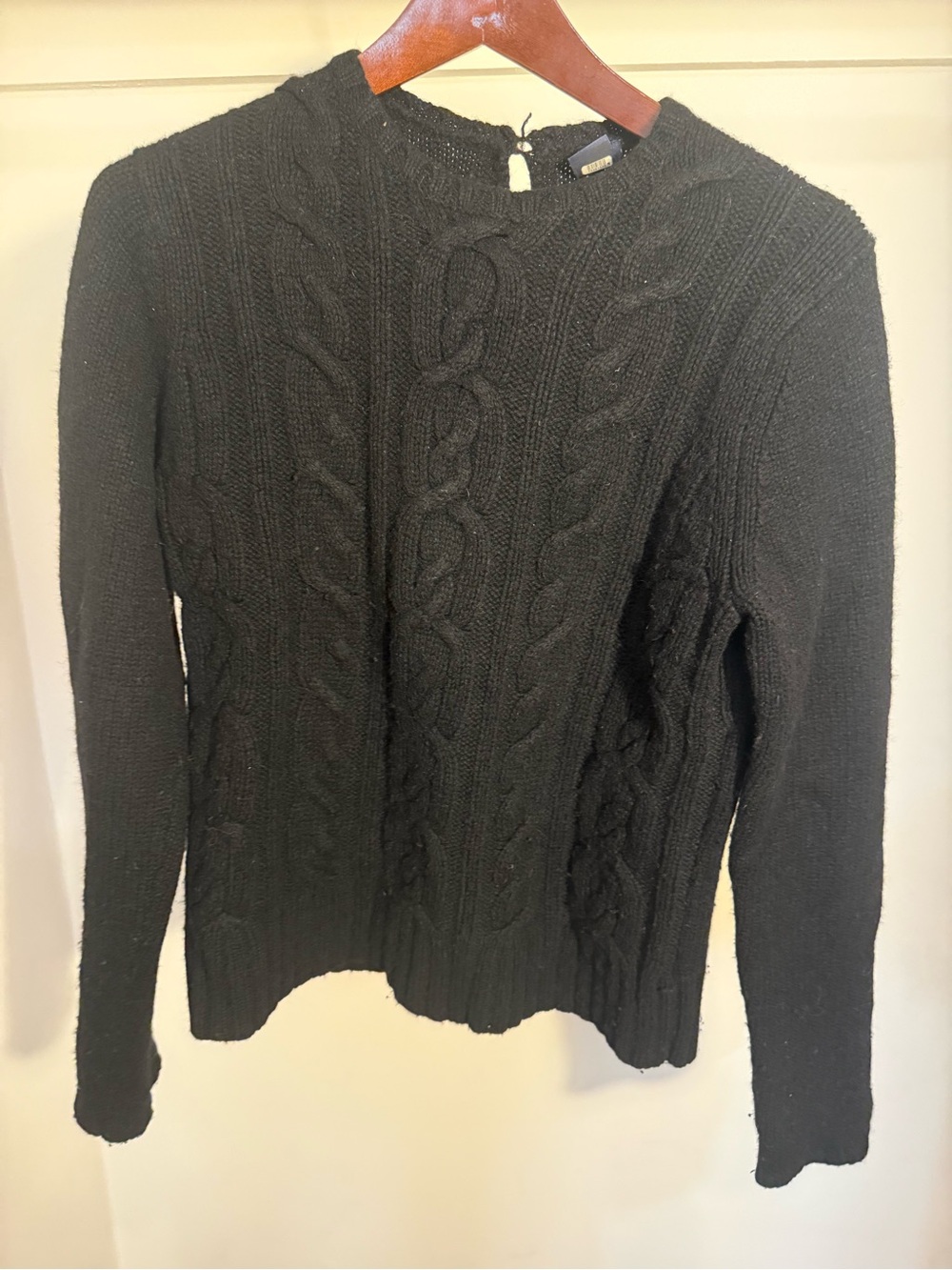 GAP Black Cable Knit Sweater L